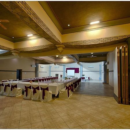 Nirali Dhani Ethnic Heritage Hotel And Resort Dźodhpur Zewnętrze zdjęcie