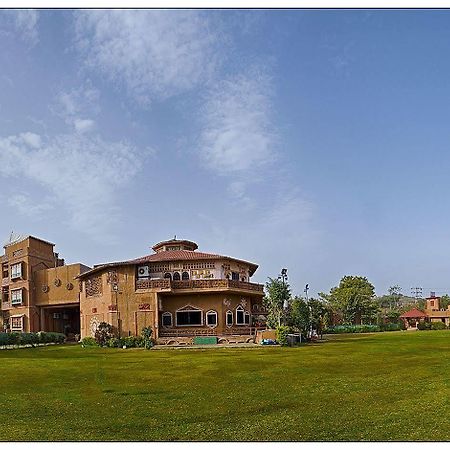 Nirali Dhani Ethnic Heritage Hotel And Resort Dźodhpur Zewnętrze zdjęcie