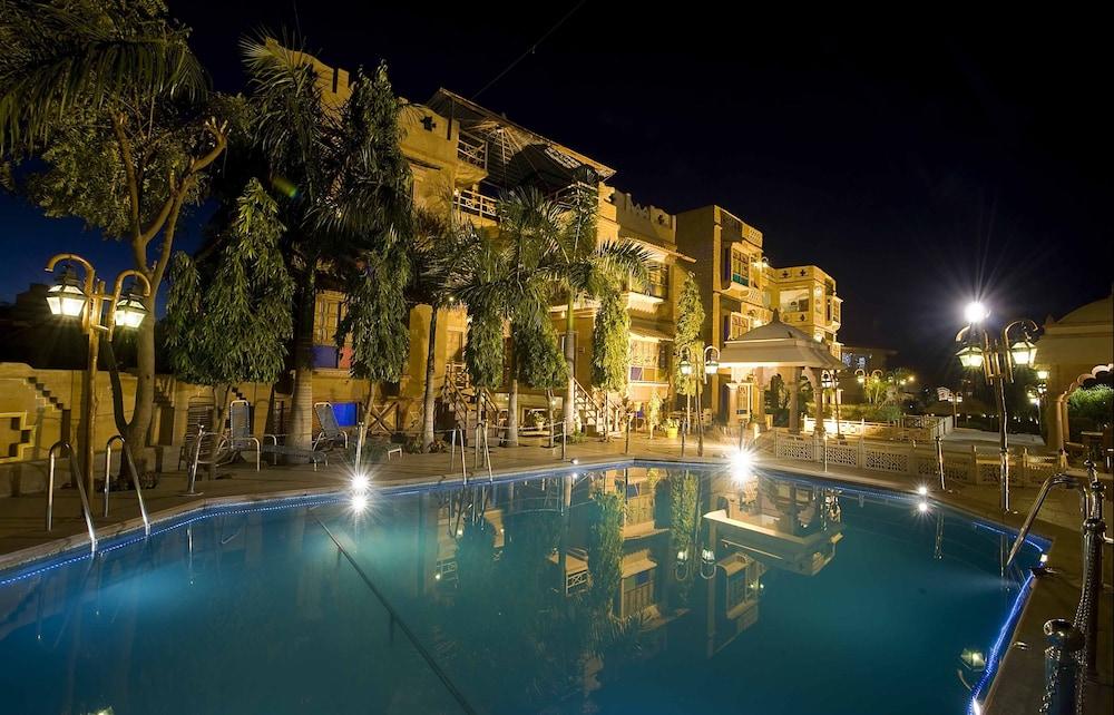 Nirali Dhani Ethnic Heritage Hotel And Resort Dźodhpur Zewnętrze zdjęcie