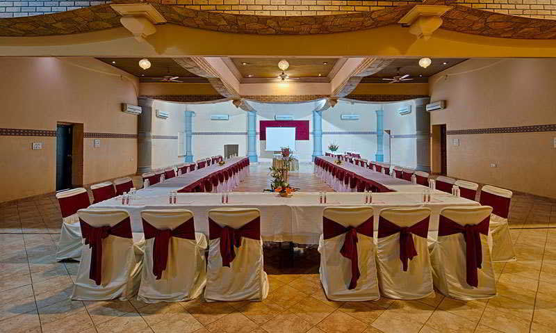 Nirali Dhani Ethnic Heritage Hotel And Resort Dźodhpur Zewnętrze zdjęcie